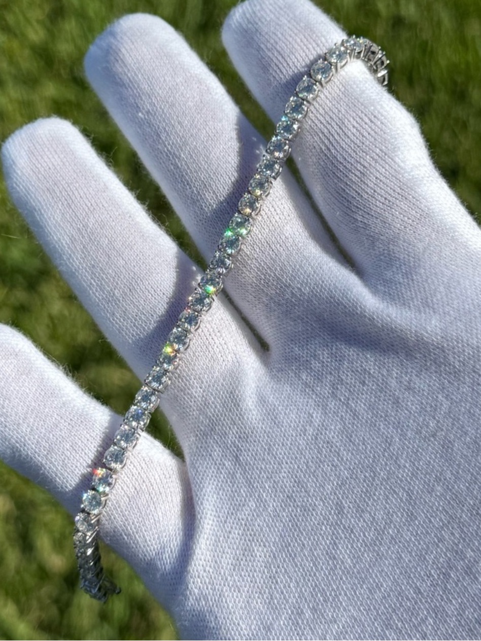 925 Silver, 11.7ctw Moissanite Tennis Bracelet - 8”